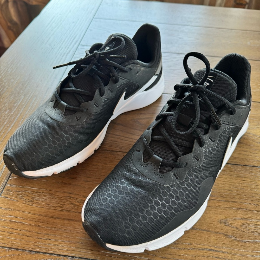 NIKE LEGEND ESSENTIAL 2 MEN’S TRAINING SHOES